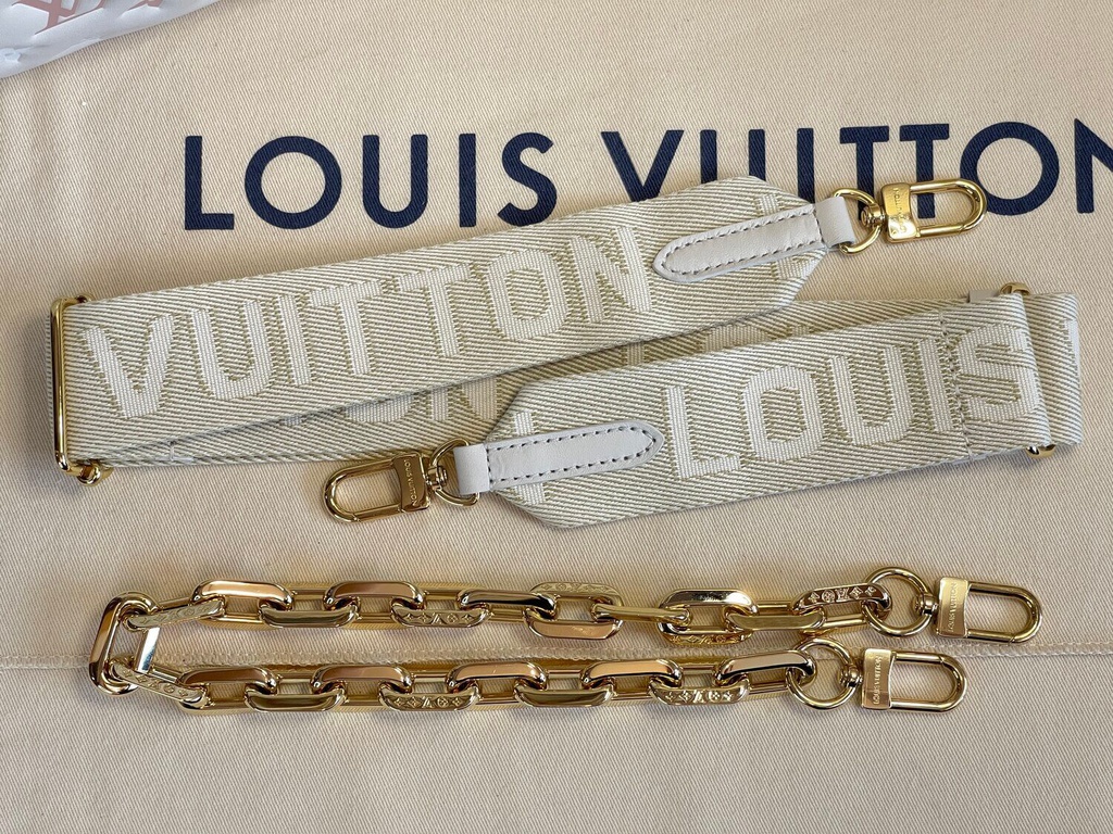 絶版 フラット MOMO プロトティーポ ステアリング 36Φ 旧車 空冷 絶版 フラット MOMO プロトティーポ ステアリング 36Φ 旧車 空冷